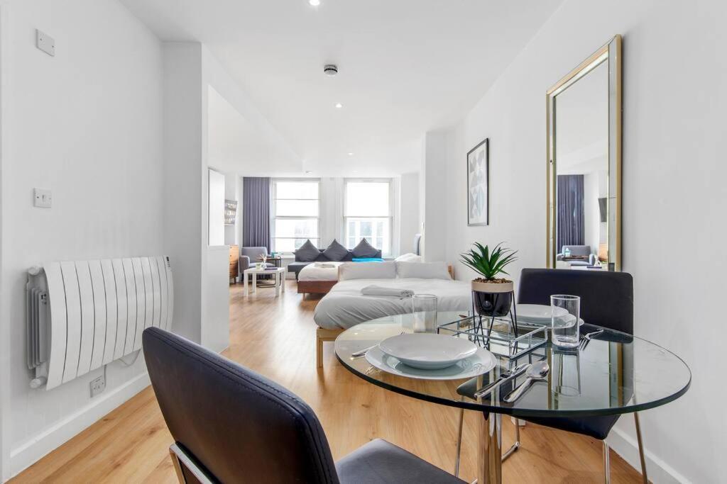 דירות לונדון Stylish Sleep6 Flat At Iconic Piccadilly Circusvr6 מראה חיצוני תמונה